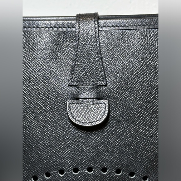 Hermès Black Epsom Leather Evelyne I TPM - Picture 9 of 14